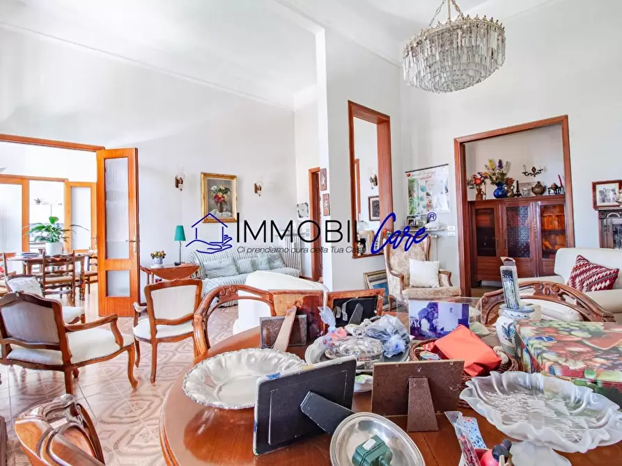 Immagine 5 di Appartamento in vendita  a Livorno