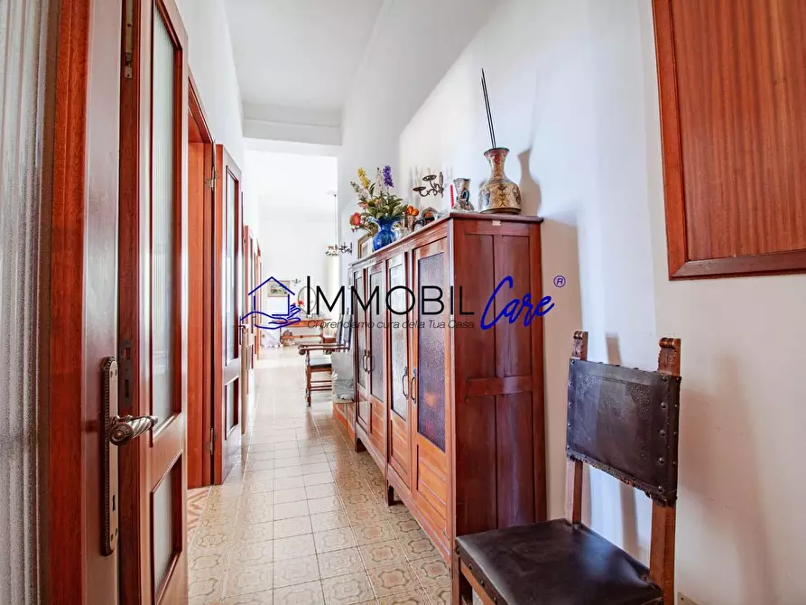 Immagine 18 di Appartamento in vendita  a Livorno