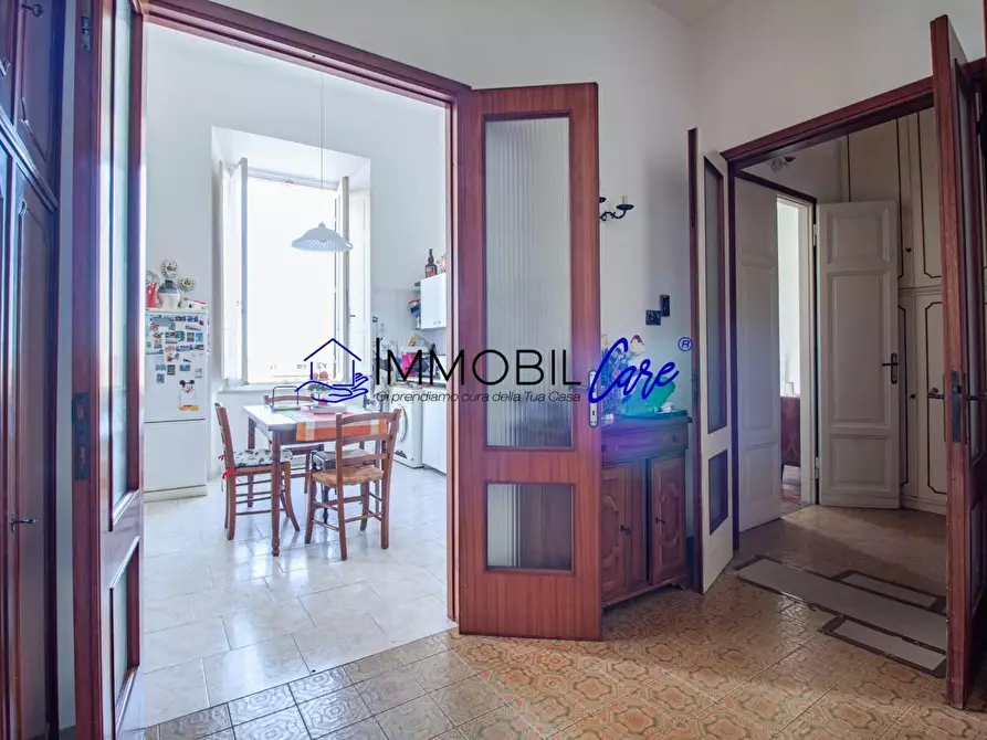 Immagine 10 di Appartamento in vendita  a Livorno