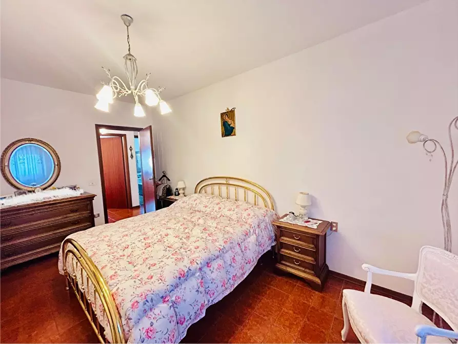 Immagine 10 di Appartamento in vendita  a Empoli