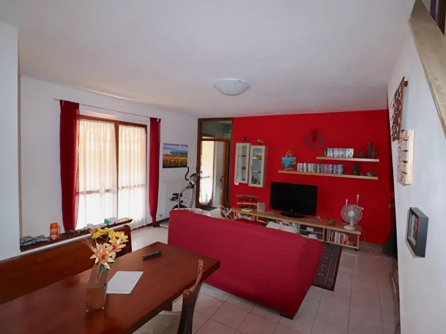 Immagine 3 di Appartamento in vendita  a Siena