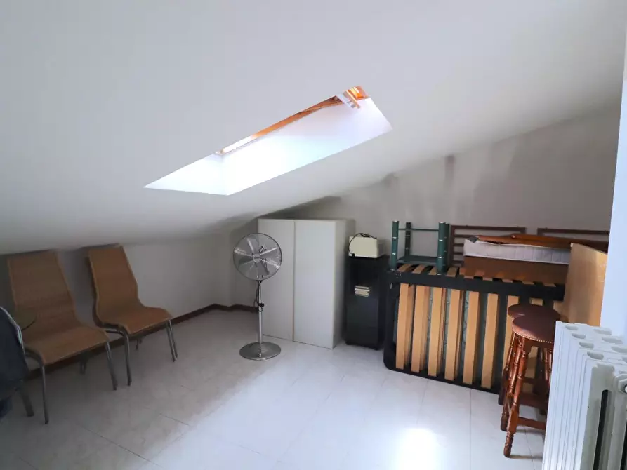 Immagine 12 di Appartamento in vendita  a Siena