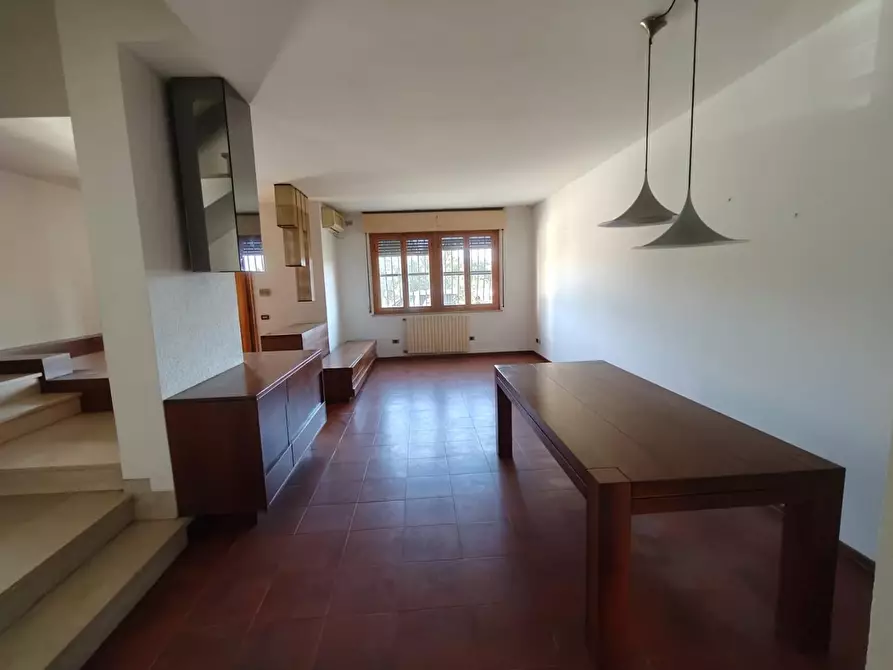 Immagine 4 di Villetta a schiera in vendita  a Cascina