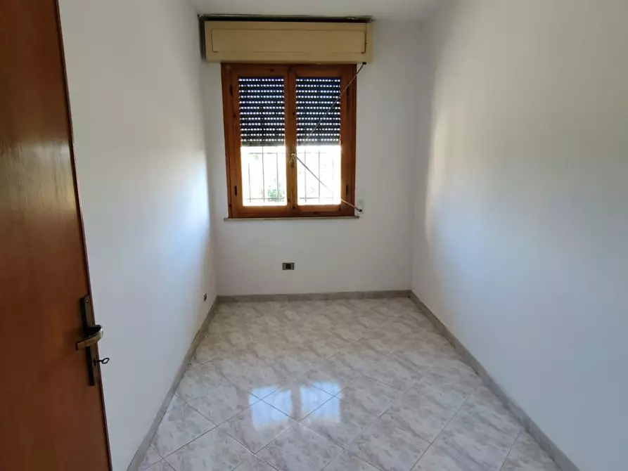 Immagine 14 di Villetta a schiera in vendita  a Cascina