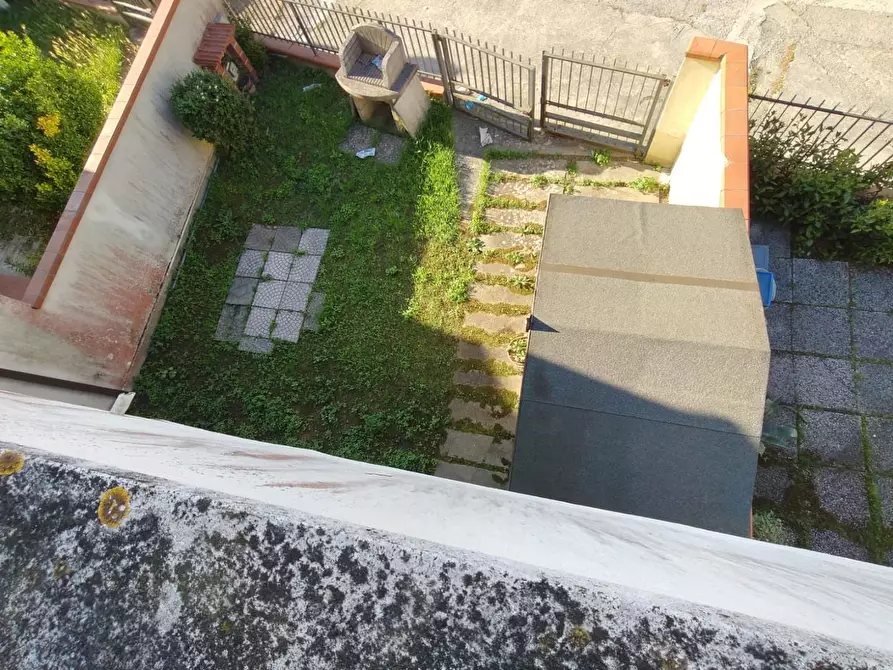 Immagine 19 di Villetta a schiera in vendita  a Cascina