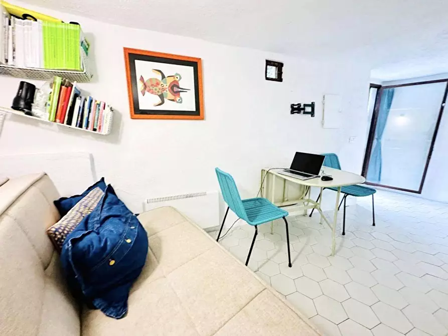 Immagine 15 di Rustico / casale in vendita  a La Spezia