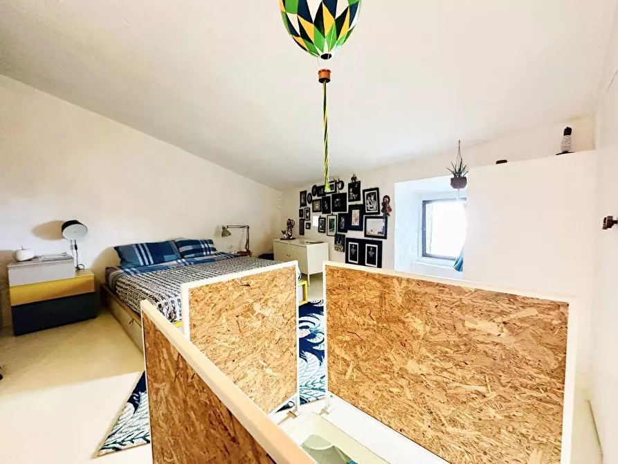 Immagine 22 di Rustico / casale in vendita  a La Spezia