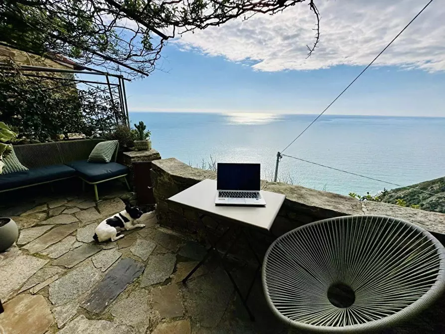 Immagine 7 di Rustico / casale in vendita  a La Spezia