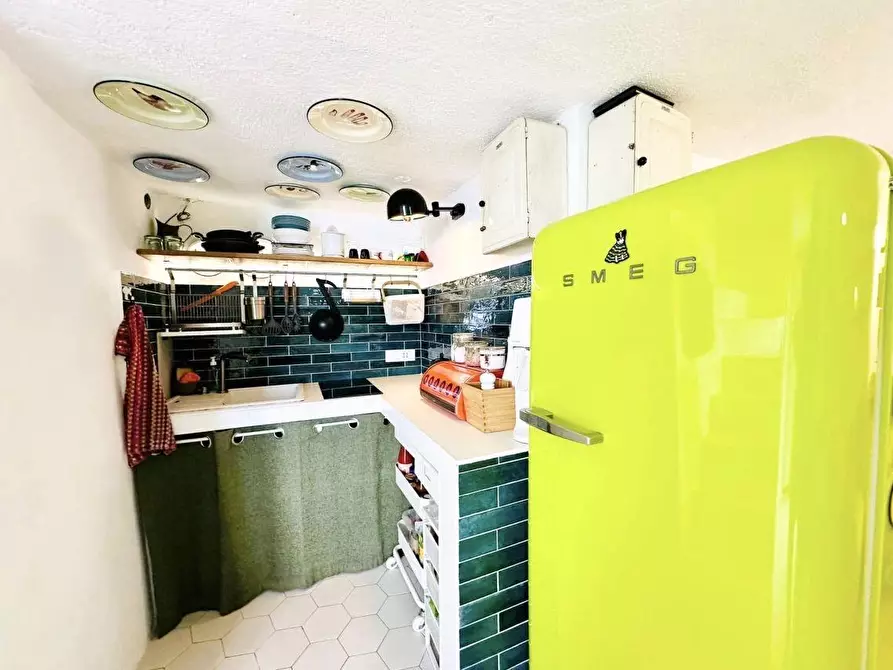 Immagine 17 di Rustico / casale in vendita  a La Spezia