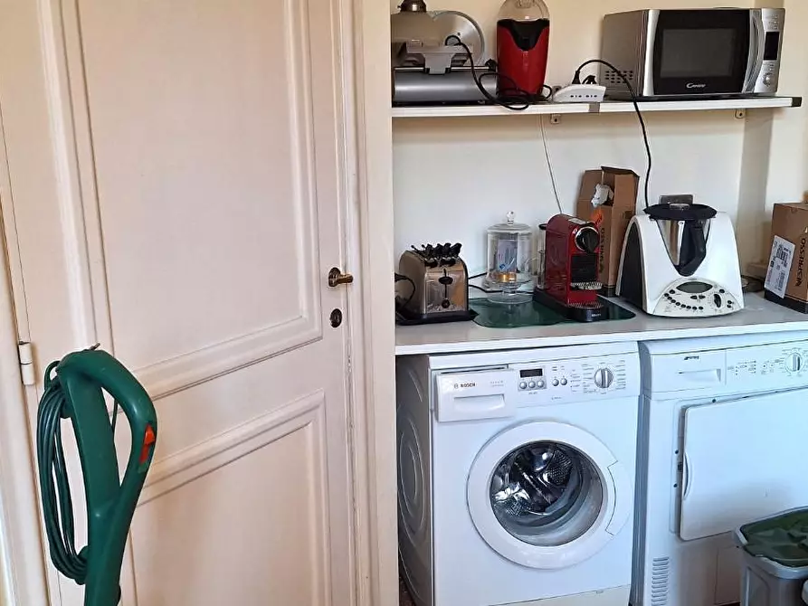 Immagine 34 di Appartamento in vendita  a Livorno