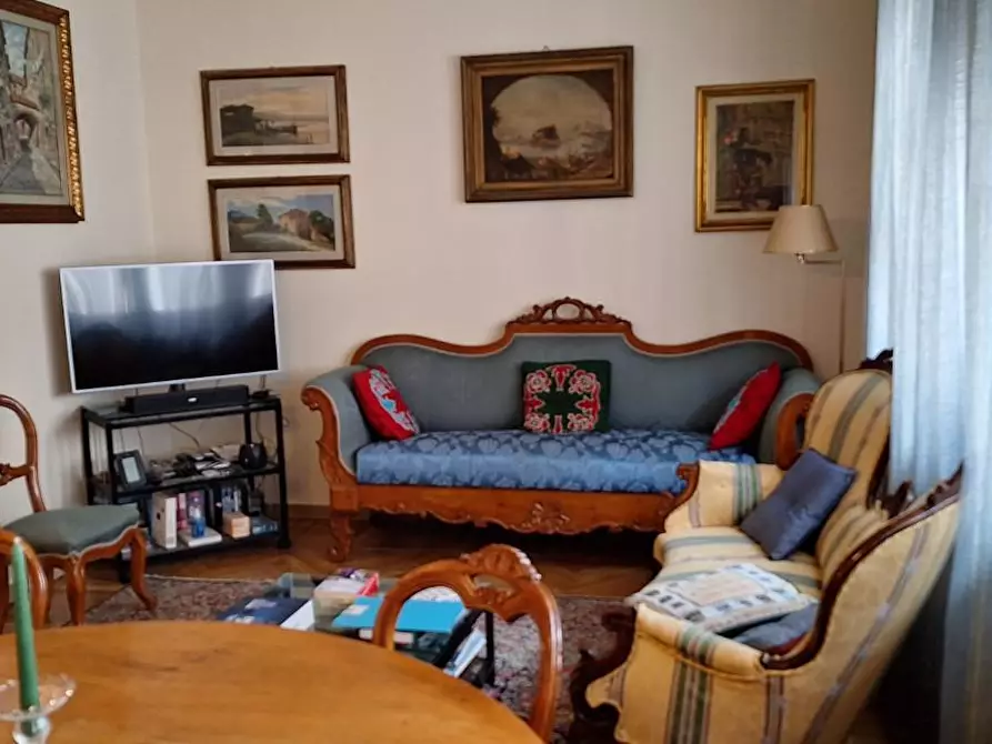 Immagine 4 di Appartamento in vendita  a Livorno