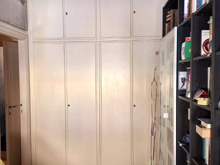 Immagine 28 di Appartamento in vendita  a Livorno