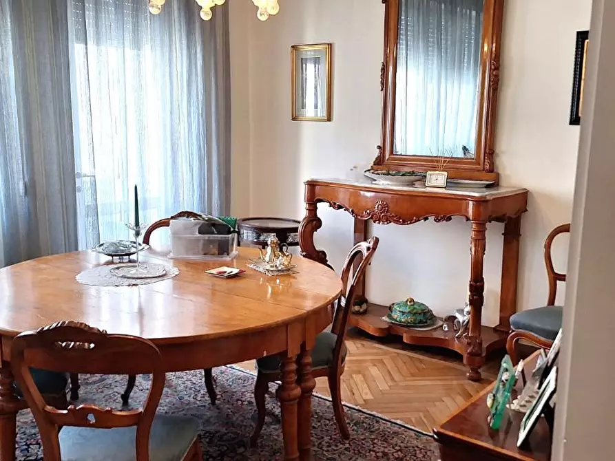 Immagine 6 di Appartamento in vendita  a Livorno