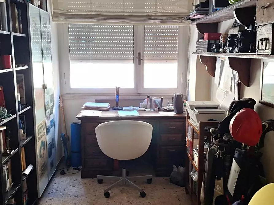 Immagine 27 di Appartamento in vendita  a Livorno