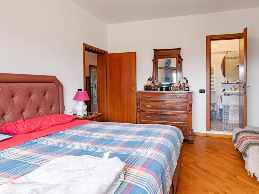 Immagine 22 di Appartamento in vendita  a San Giuliano Terme