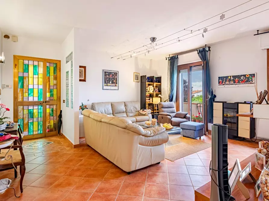 Immagine 4 di Appartamento in vendita  a San Giuliano Terme