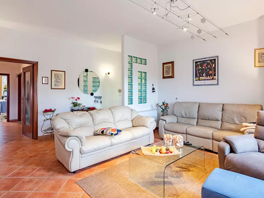 Immagine 12 di Appartamento in vendita  a San Giuliano Terme