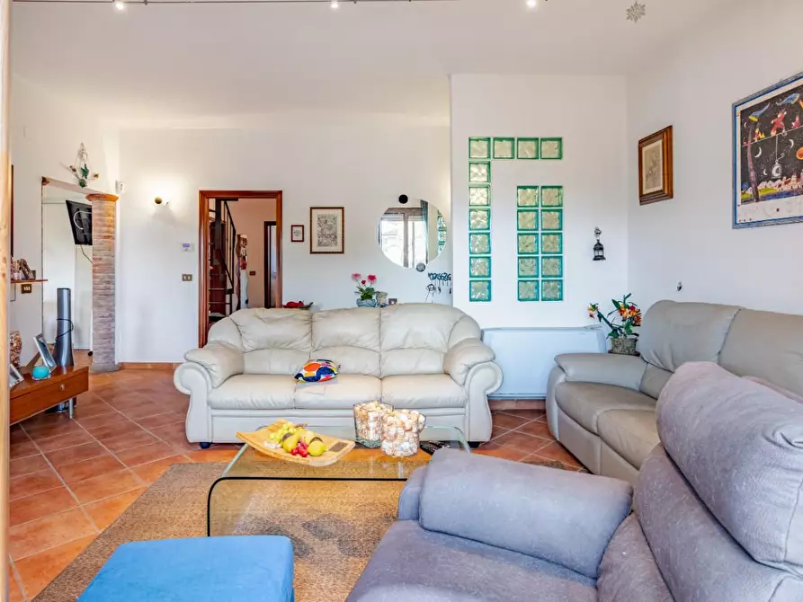 Immagine 13 di Appartamento in vendita  a San Giuliano Terme