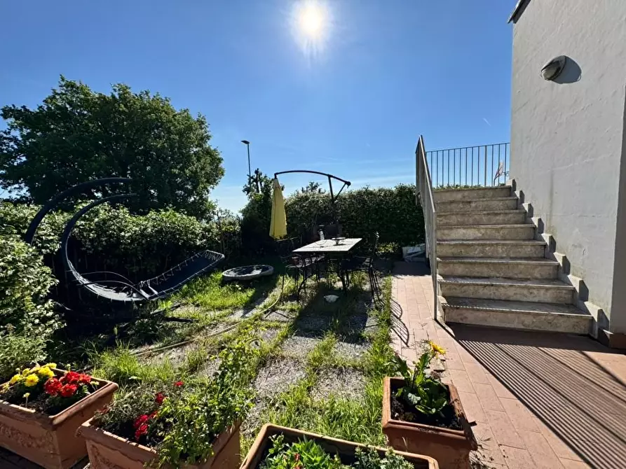 Immagine 1 di Appartamento in vendita  a Casole D'elsa