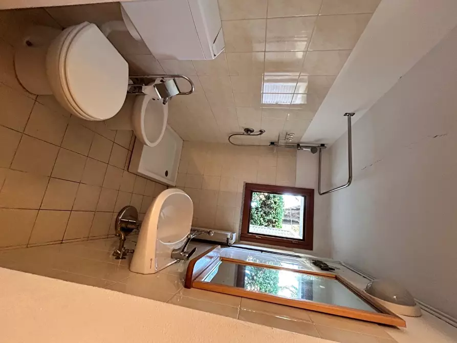 Immagine 9 di Appartamento in affitto  a Pisa