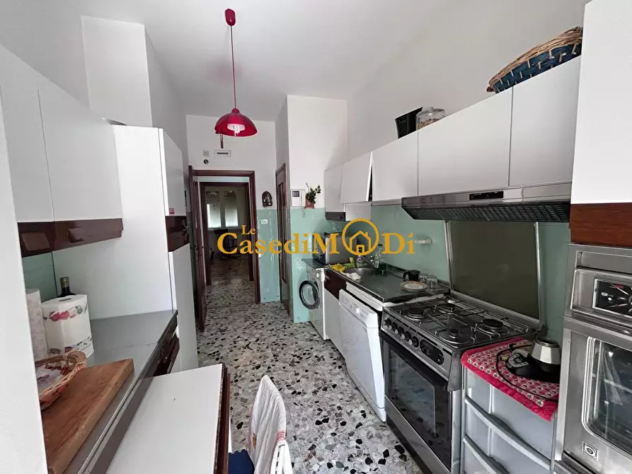 Immagine 24 di Appartamento in vendita  a Livorno