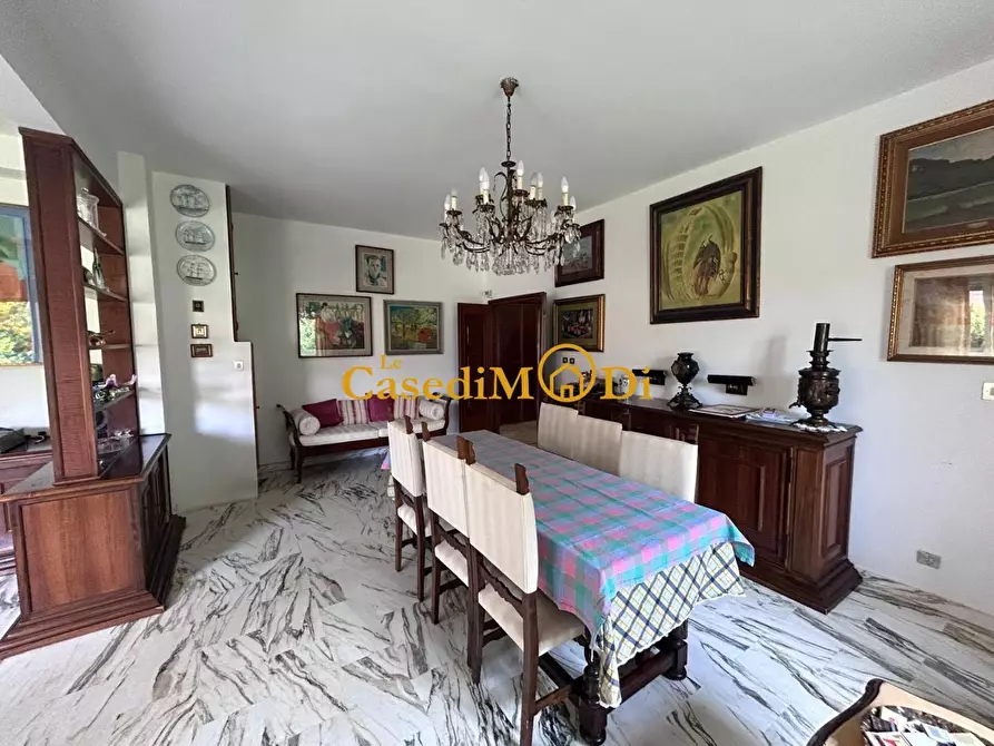 Immagine 5 di Appartamento in vendita  a Livorno