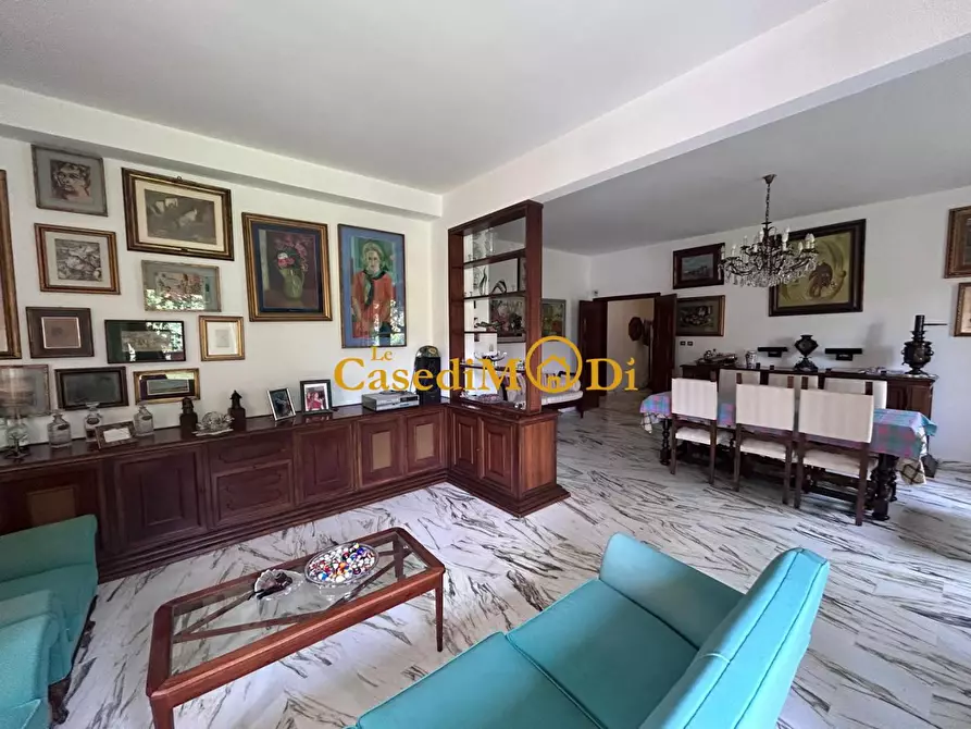 Immagine 10 di Appartamento in vendita  a Livorno