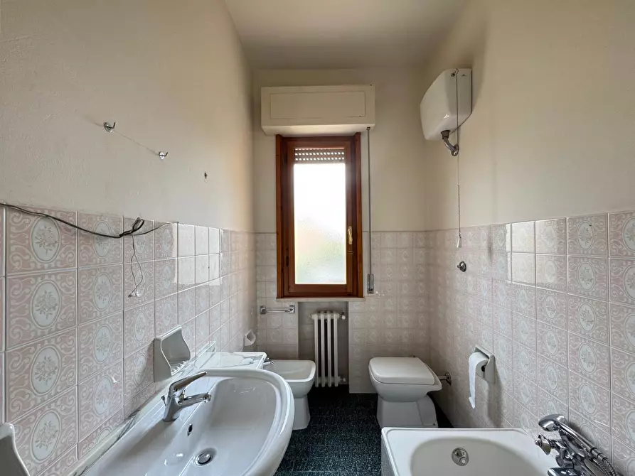 Immagine 19 di Appartamento in vendita  a Vinci