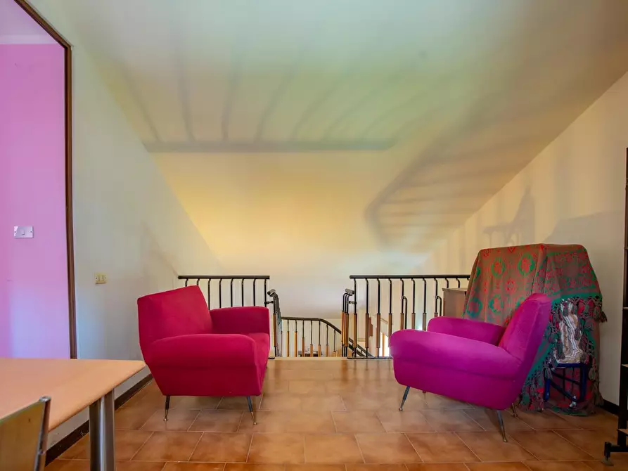 Immagine 19 di Appartamento in vendita  a Siena