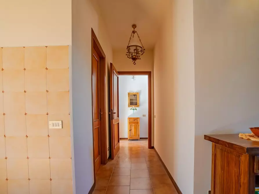 Immagine 12 di Appartamento in vendita  a Siena