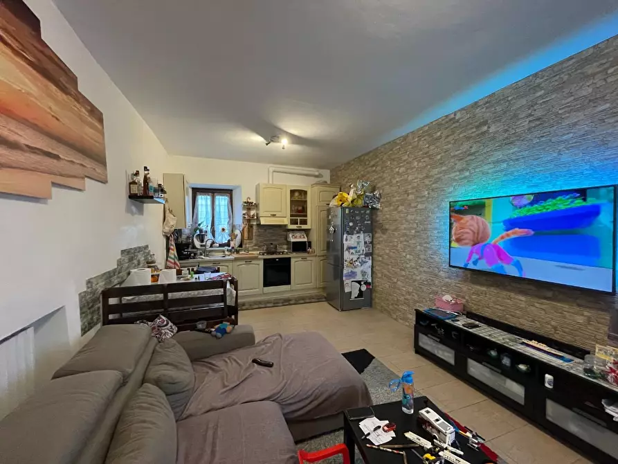 Immagine 4 di Appartamento in vendita  a Lucca