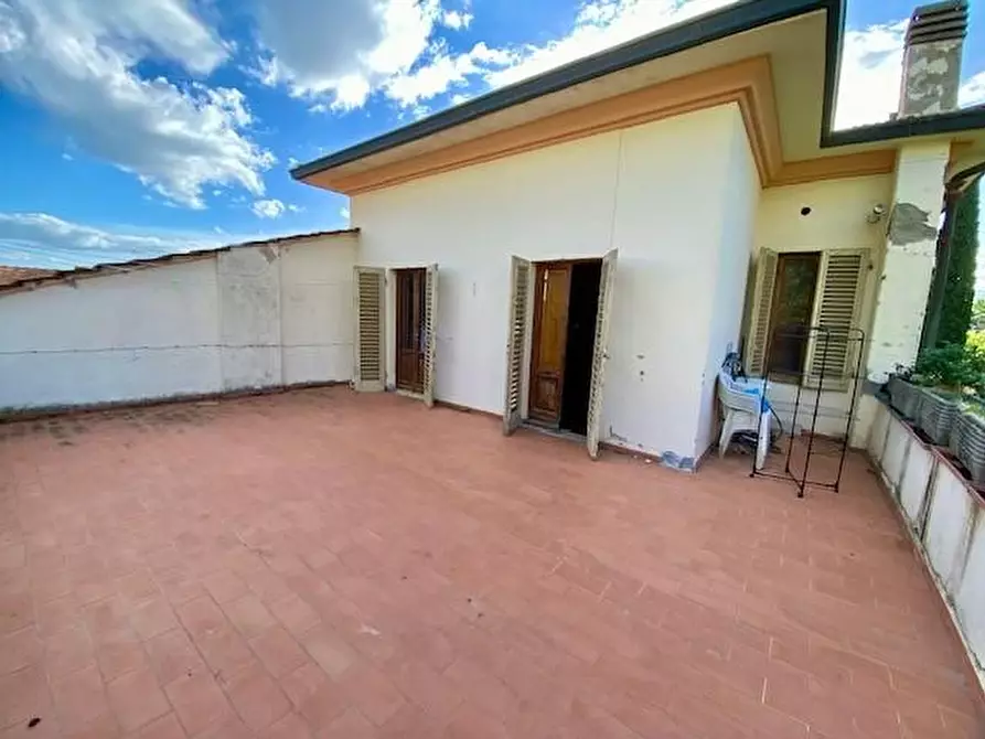 Immagine 4 di Mansarda in vendita  a Montecatini Terme