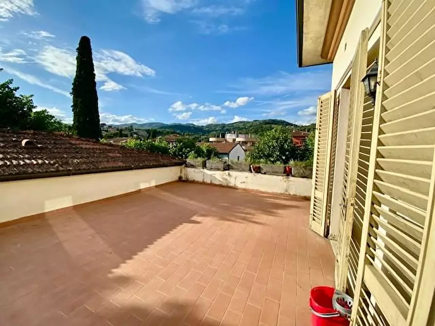 Immagine 2 di Mansarda in vendita  a Montecatini Terme