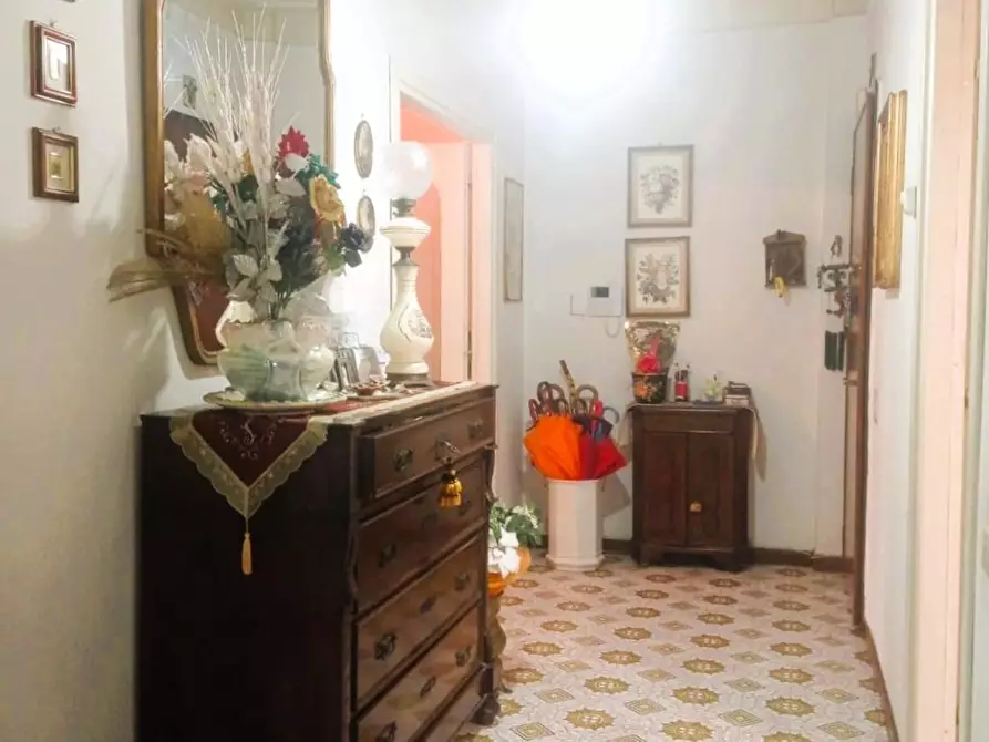 Immagine 10 di Appartamento in vendita  a Carrara