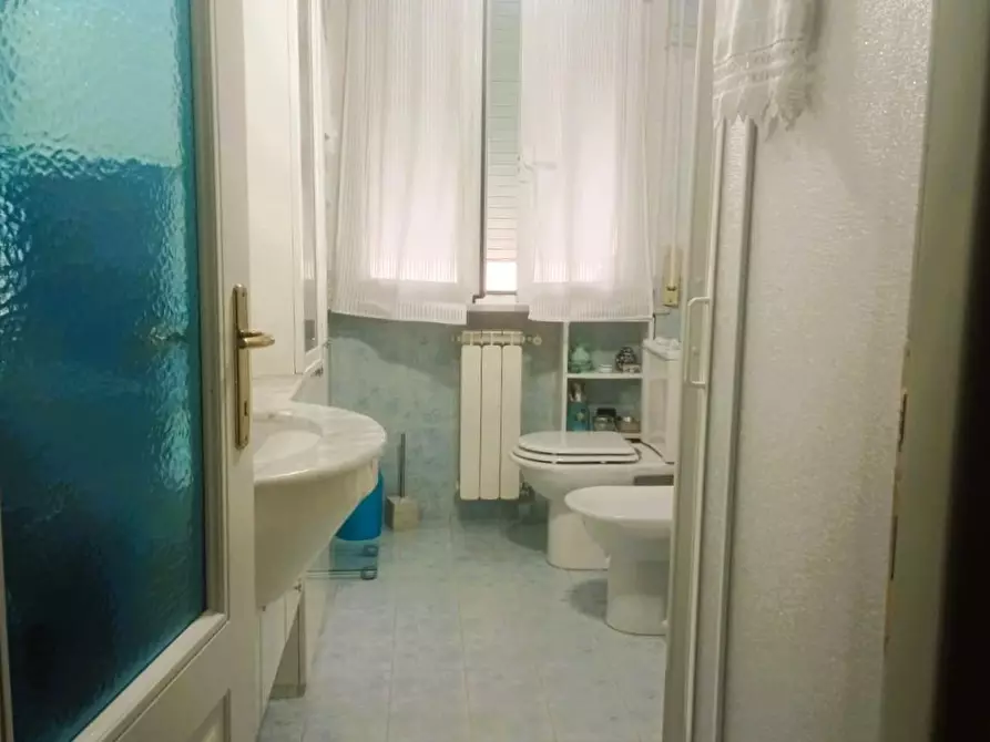 Immagine 13 di Appartamento in vendita  a Carrara