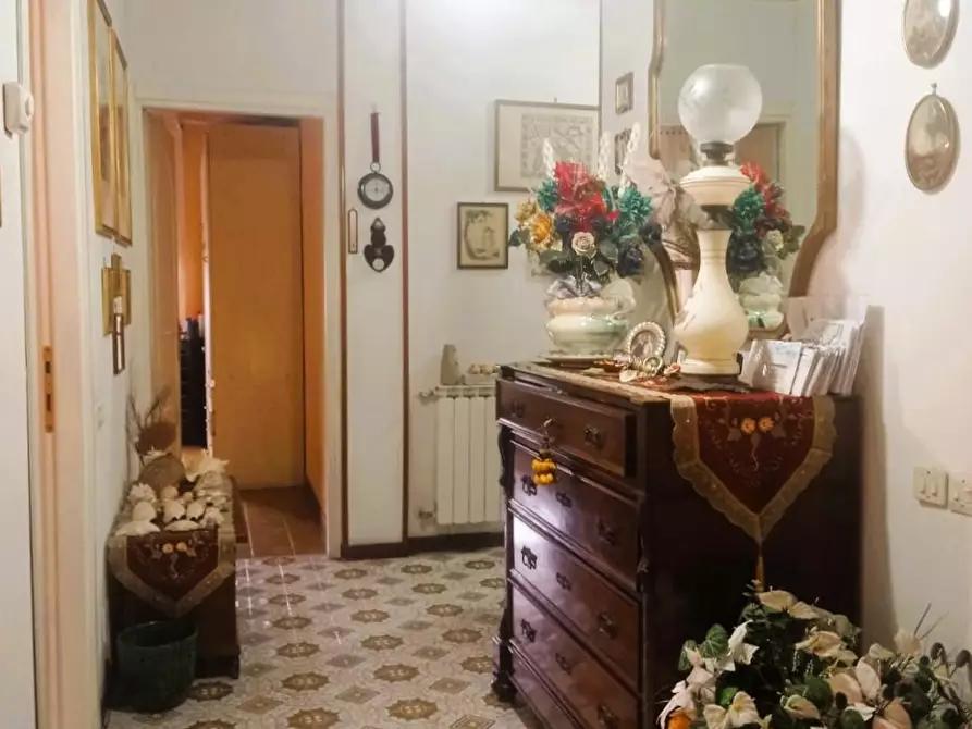 Immagine 9 di Appartamento in vendita  a Carrara