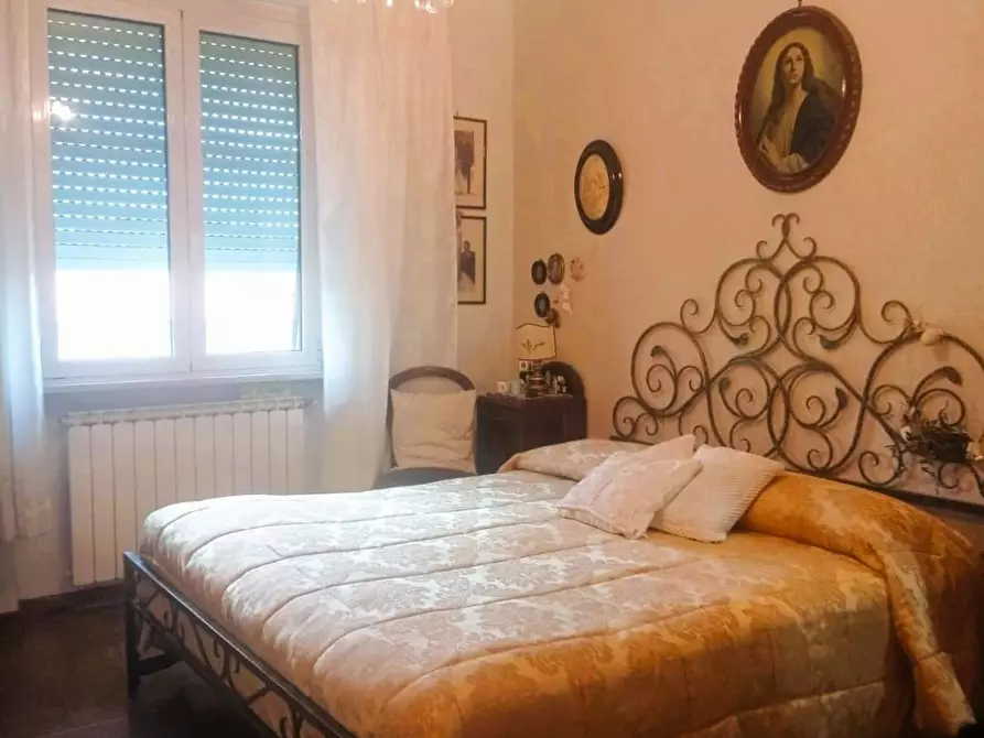 Immagine 7 di Appartamento in vendita  a Carrara