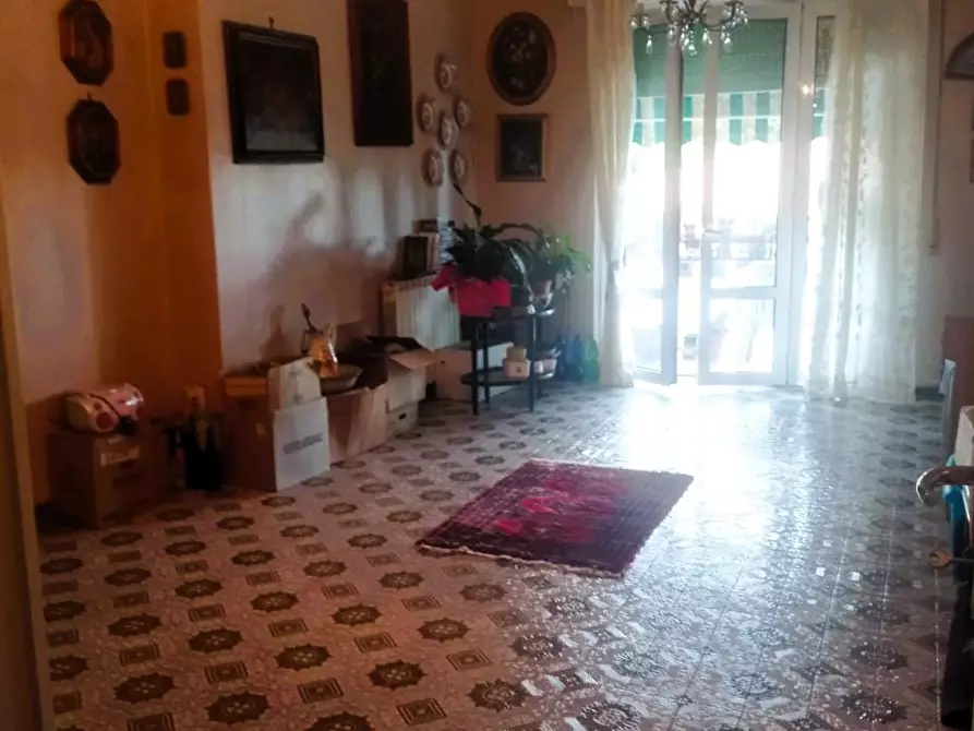 Immagine 2 di Appartamento in vendita  a Carrara