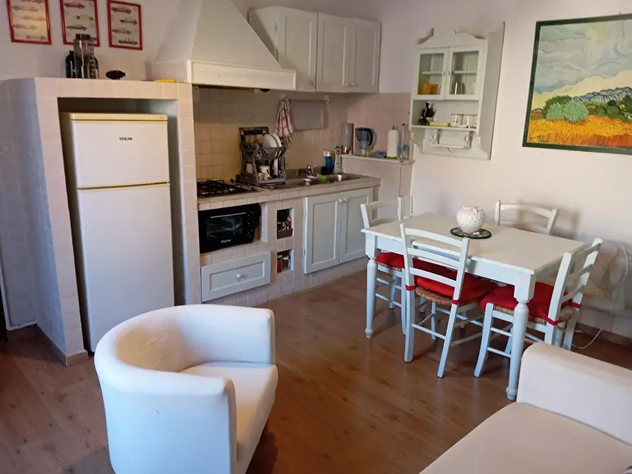 Immagine 1 di Appartamento in vendita  a Carrara