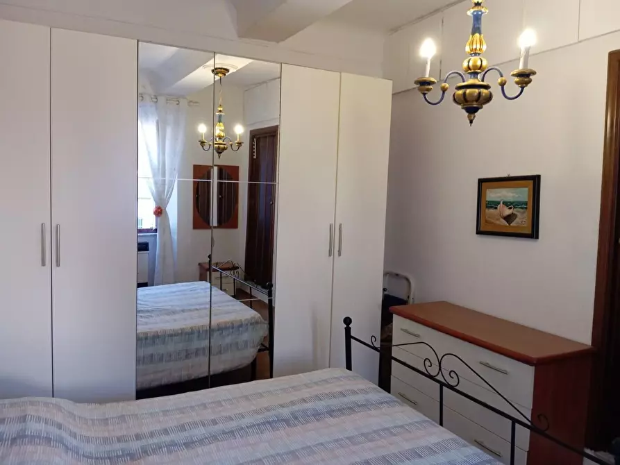 Immagine 10 di Appartamento in vendita  a Carrara