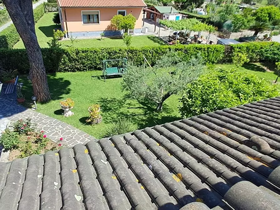 Immagine 11 di Villa in vendita  a Portoferraio