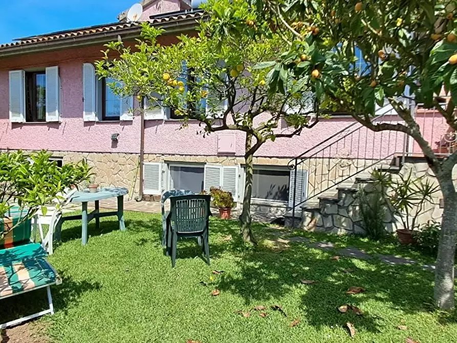 Immagine 28 di Villa in vendita  a Portoferraio