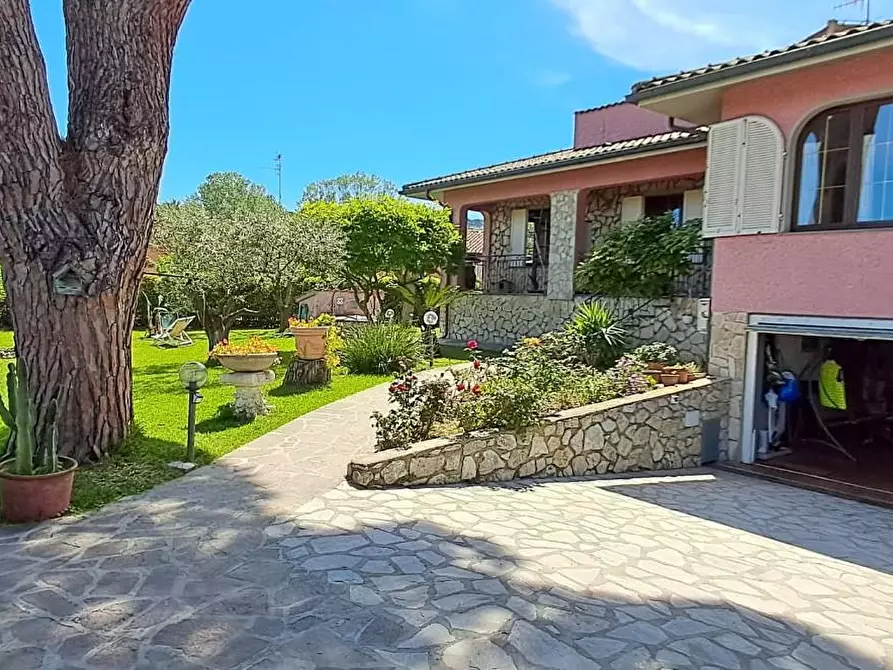 Immagine 34 di Villa in vendita  a Portoferraio