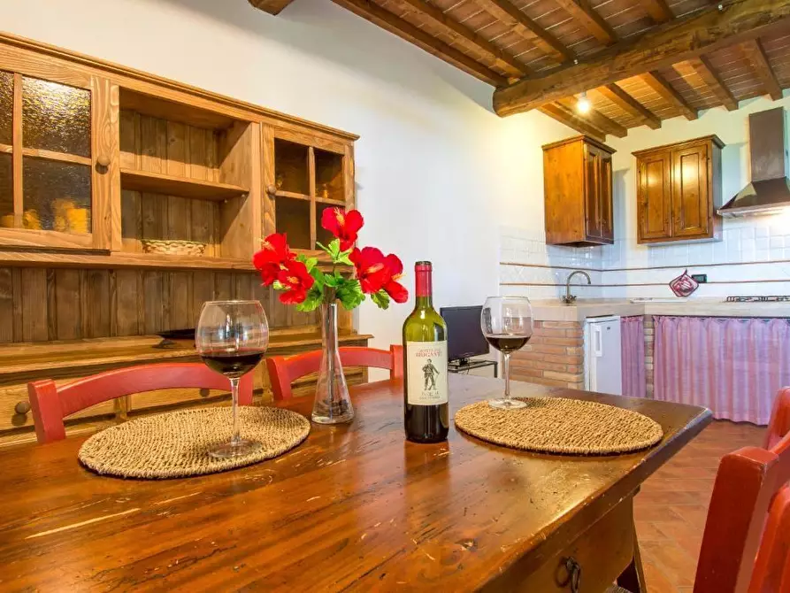 Immagine 2 di Appartamento in vendita  a Cecina