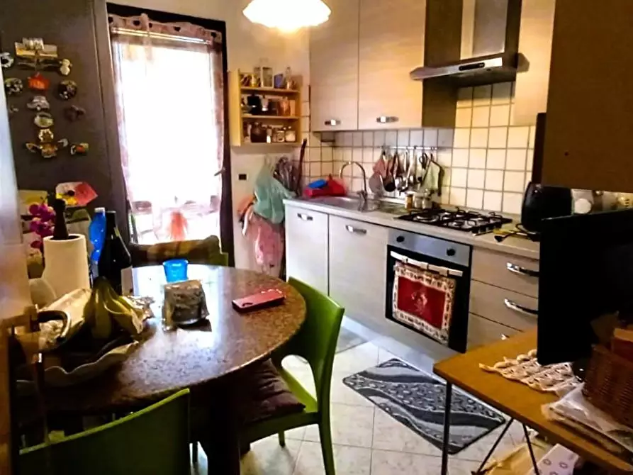 Immagine 10 di Porzione di casa in vendita  a Fosdinovo