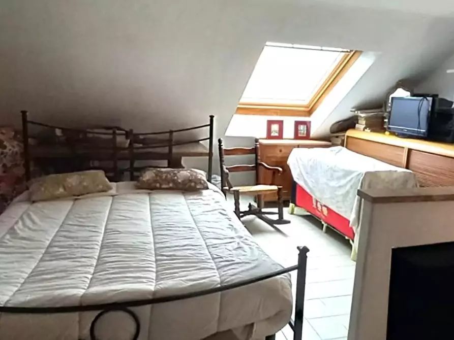 Immagine 32 di Porzione di casa in vendita  a Fosdinovo