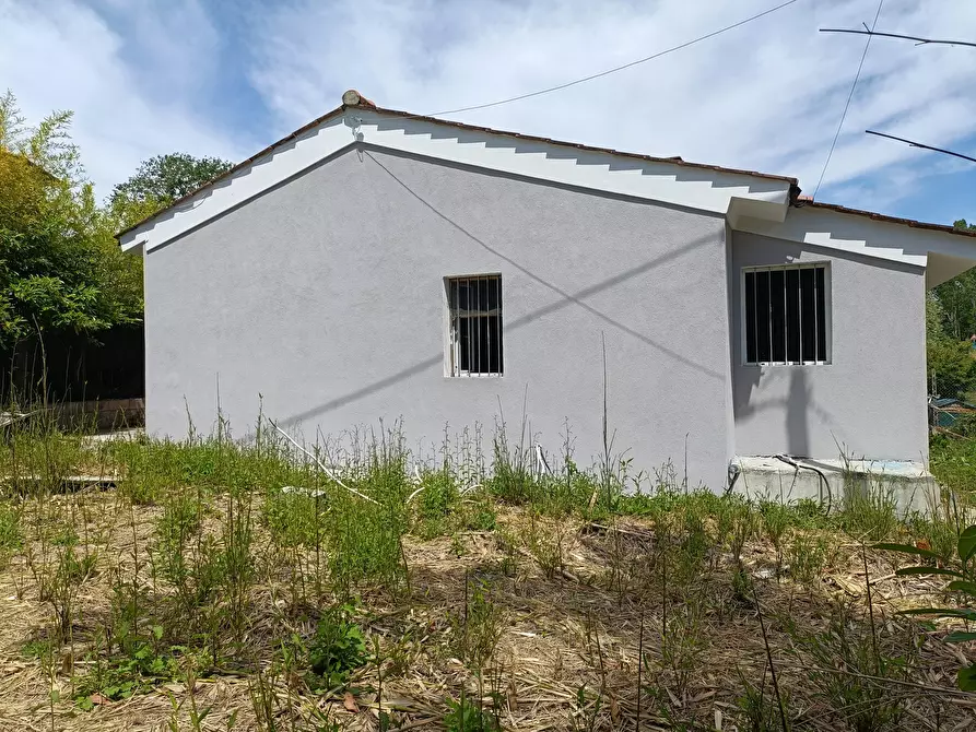 Immagine 7 di Villa in vendita  a Fucecchio