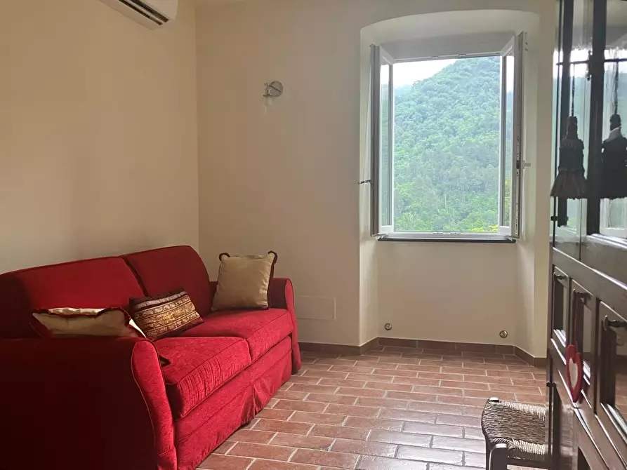 Immagine 4 di Casa bifamiliare in vendita  a Calice Al Cornoviglio