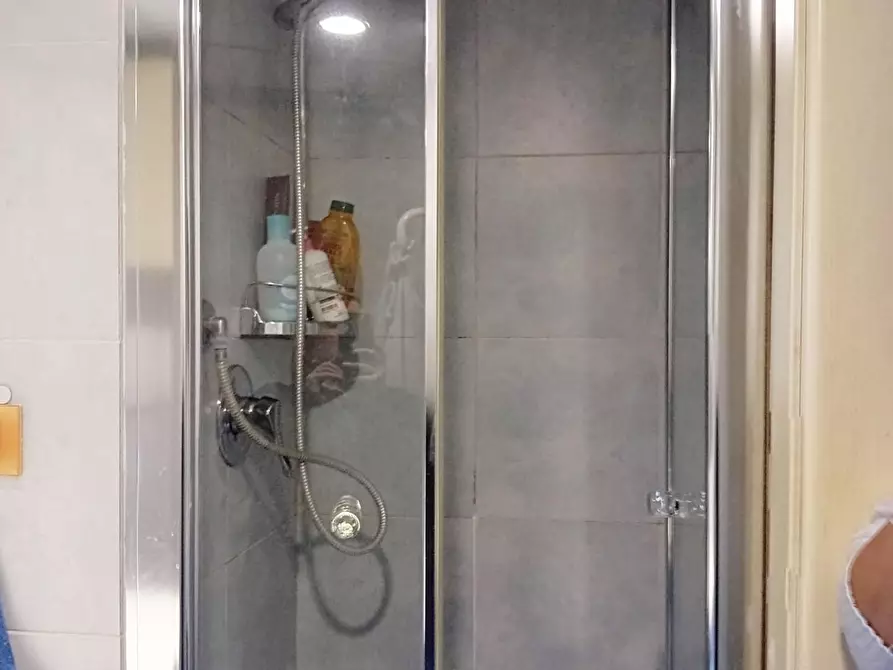 Immagine 14 di Appartamento in vendita  a Pisa