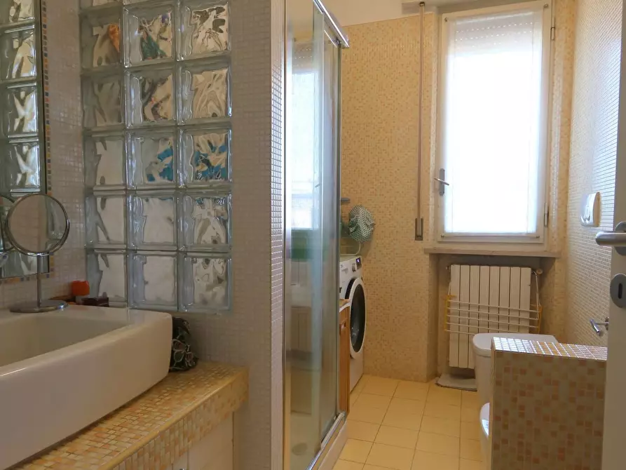 Immagine 17 di Appartamento in vendita  a Pontedera